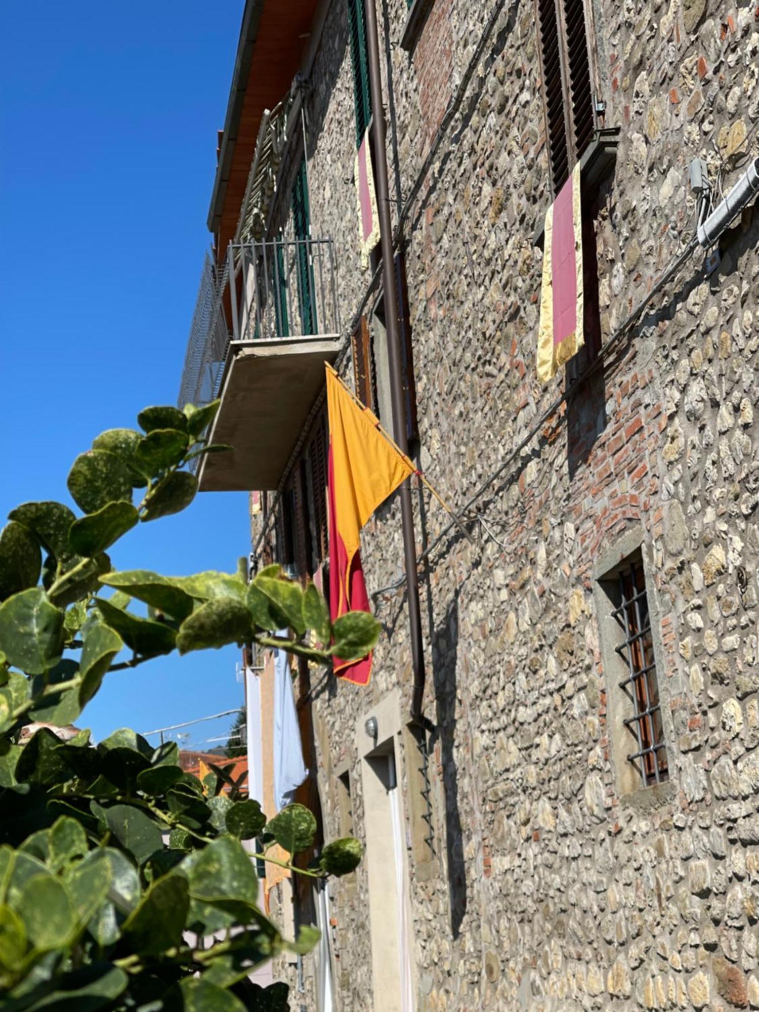 La Casa In Castello Villa Ambra Bagian luar foto